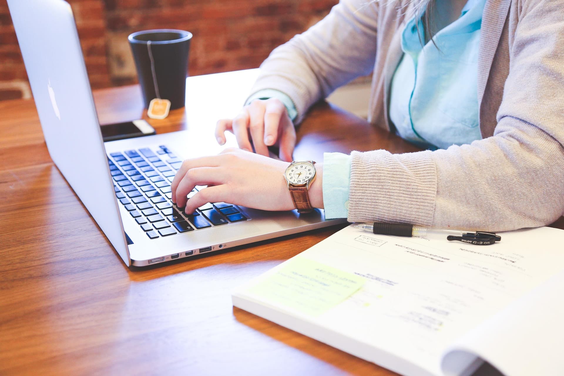 Personal CRM vs. Relationship Intelligence: What's the Difference and Which Do You Need?
